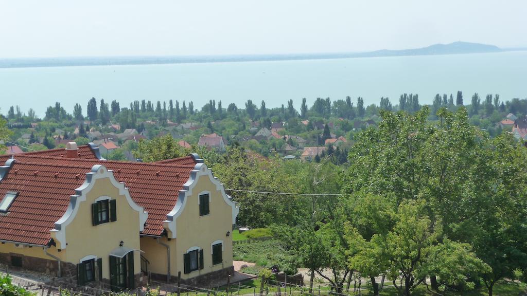 Hillside Apartments Révfülöp Εξωτερικό φωτογραφία